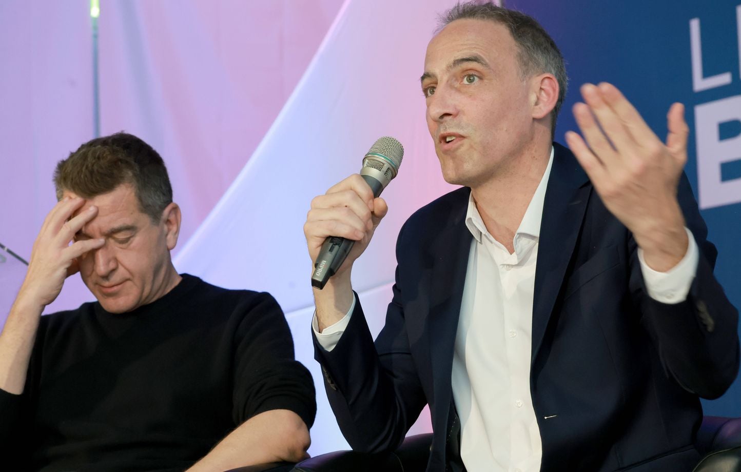 Raphaël Glucksmann, que aún no es candidato, publicará un libro titulado “Todavía queremos” Raphaël Glucksmann, que aún no es candidato, publicará un libro titulado “Todavía queremos”